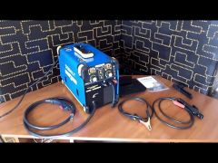 Сварочный полуавтомат Искра Профи COBALT MIG-300DC video 0