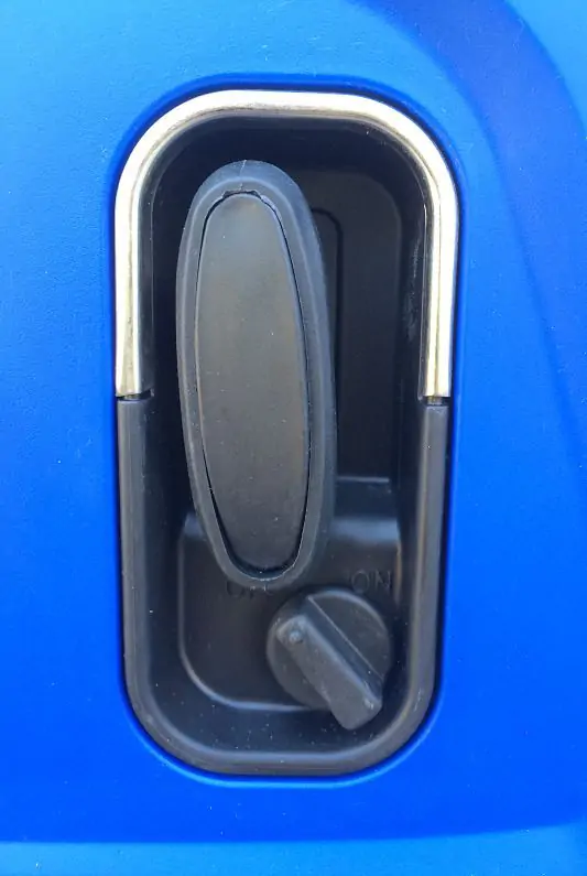 Генератор інверторний Weekender X1200i - фото 8 Генератор інверторний Weekender X1200i - фото 8