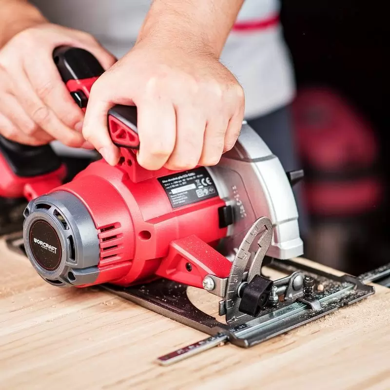 Аккумуляторная циркулярная пила Worcraft CCS-S20Li - фото 3 Аккумуляторная циркулярная пила Worcraft CCS-S20Li - фото 3