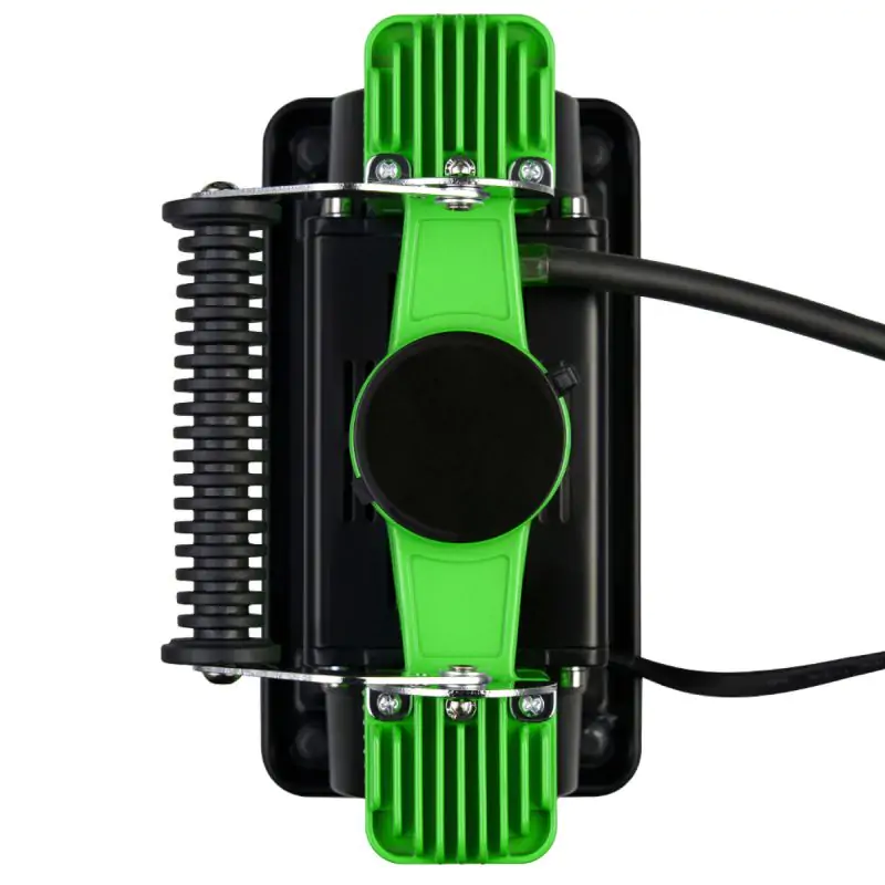 Автомобильный компрессор Winso Pro Extreme 12В 10Атм 90л/мин с зажимами АКБ - фото 7