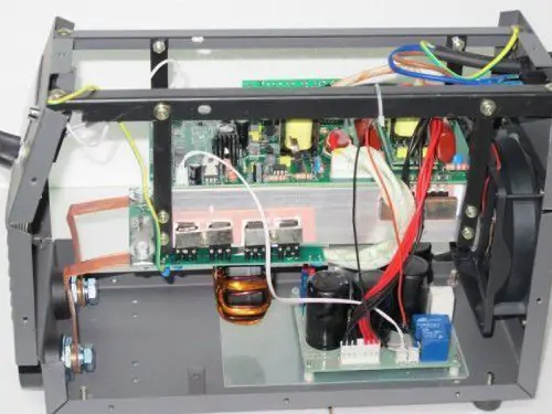 Зварювальний інвертор Shyuan MMA 250 Deluxe - фото 2 Зварювальний інвертор Shyuan MMA 250 Deluxe - фото 2