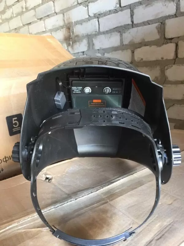 Сварочная маска хамелеон Луч Профи М700 - фото 3