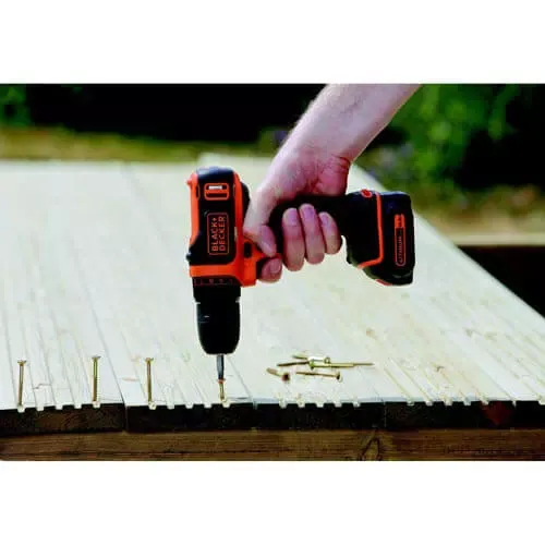 Дрель-шуруповерт аккумуляторная BLACK+DECKER BDCDD12 - фото 4