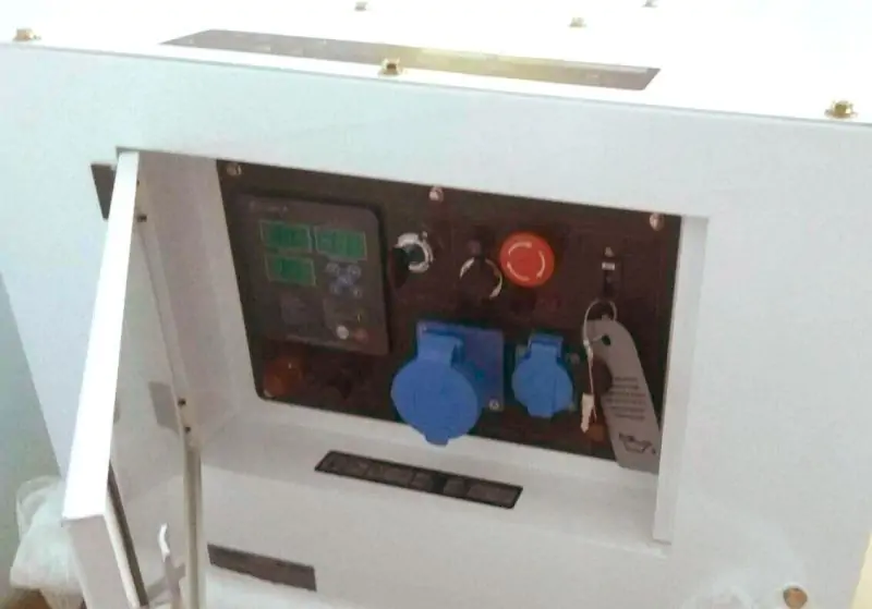 Дизельный генератор Hyundai DHY 12000SE - фото 4