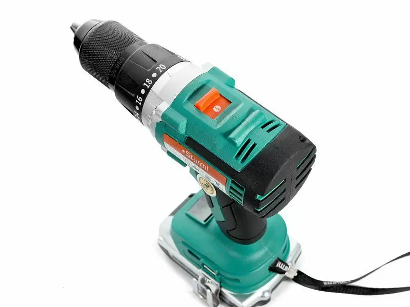 Аккумуляторная дрель-шуруповерт Sturm CD3220BL - фото 2