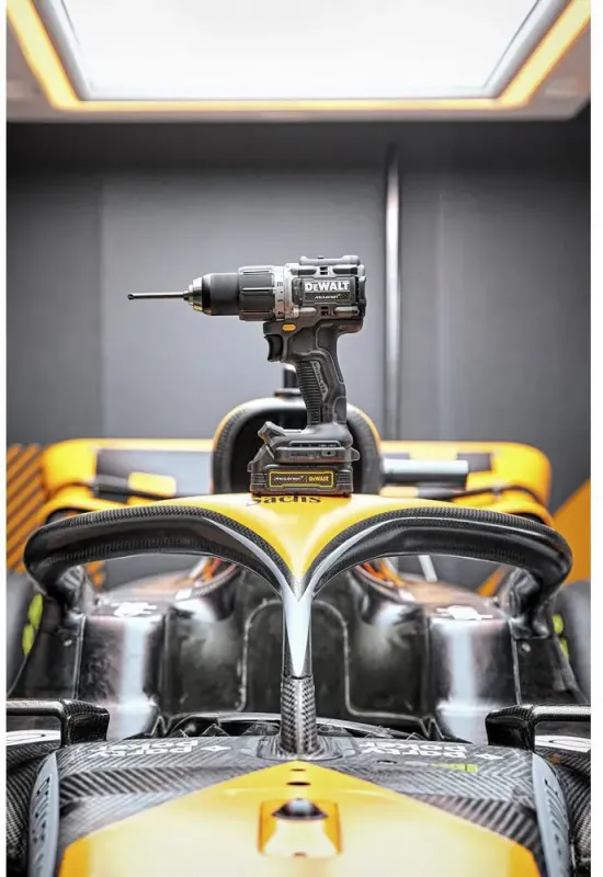 Дрель-шурупокрут McLaren F1 TEAM LIMITED EDITION DeWALT DCD85ME2GT - фото 6 Дрель-шурупокрут McLaren F1 TEAM LIMITED EDITION DeWALT DCD85ME2GT - фото 6