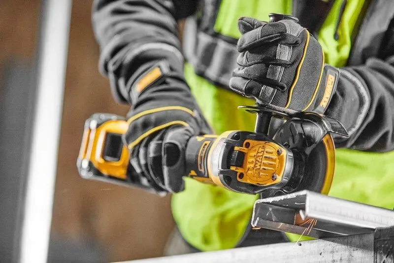 Шлифмашина угловая - болгарка аккумуляторная бесщёточная DeWALT DCG409VSNT - фото 8