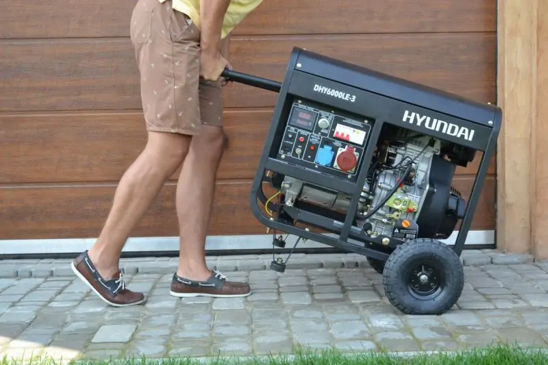 Дизельный генератор Hyundai DHY 6000LE-3 - фото 4 Дизельный генератор Hyundai DHY 6000LE-3 - фото 4