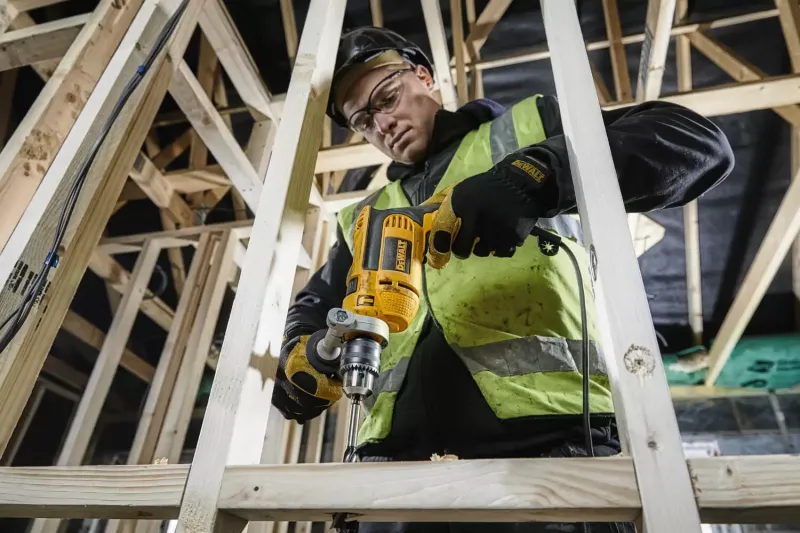 Дрель мережева ударна DeWALT DWD024 - фото 4