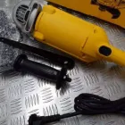 Шлифмашина угловая - болгарка сетевая DeWALT DWE494 — миниатюра 4