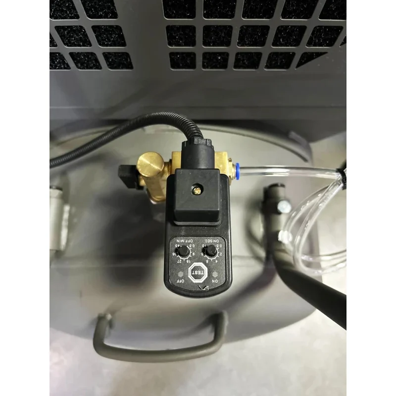 Винтовой компрессор GTM DLG7.5V/inv Closed case, 200 л, 1000 л/мин, 380 В (25143) - фото 8 Винтовой компрессор GTM DLG7.5V/inv Closed case, 200 л, 1000 л/мин, 380 В (25143) - фото 8