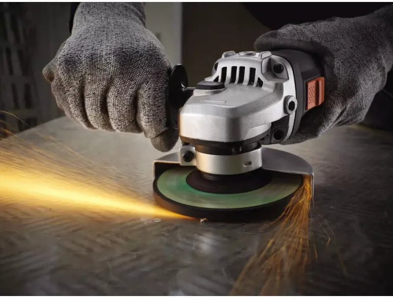 Шлифмашина угловая - болгарка сетевая BLACK+DECKER KG912 - фото 3