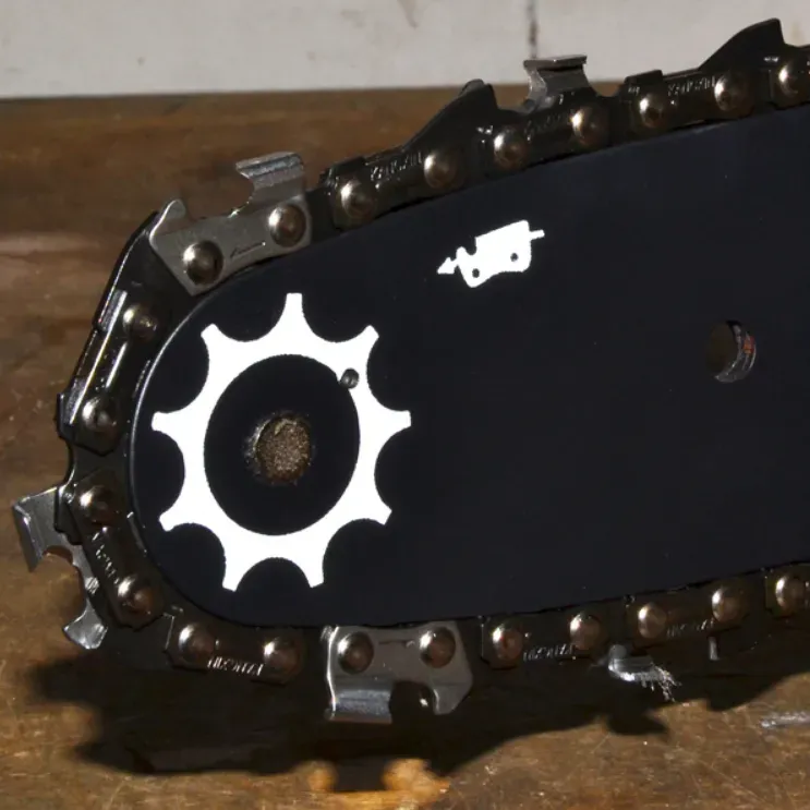 Пила електрична HECHT 2250 - фото 25 Пила електрична HECHT 2250 - фото 25