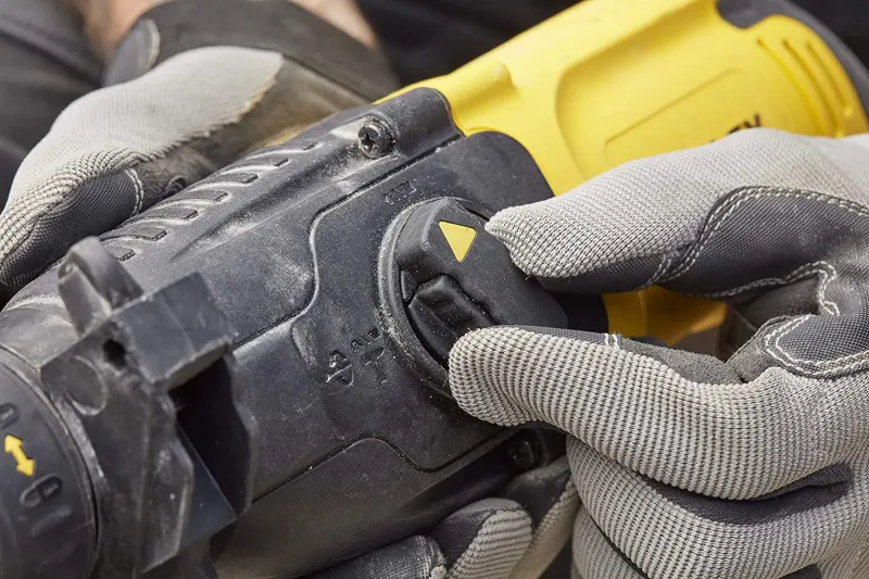 Перфоратор мережевий SDS-Plus STANLEY FATMAX SFMEH200K - фото 5 Перфоратор мережевий SDS-Plus STANLEY FATMAX SFMEH200K - фото 5