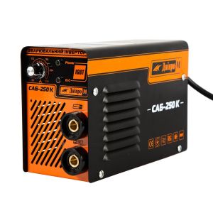 Зварювальний інвертор Дніпро-М САБ-250К